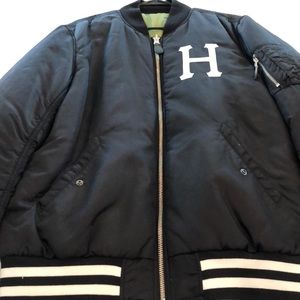 Reversible huf bomber